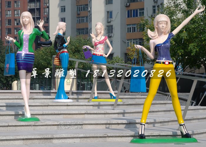 玻璃鋼步行街人物雕塑，動漫人物雕塑 (1)