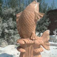 石頭鯉魚雕塑，石雕鯉魚，鯉魚雕塑
