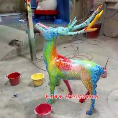 玻璃鋼彩色小鹿雕塑，卡通小鹿雕塑