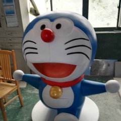 玻璃鋼哆啦A夢(mèng)雕塑，玻璃鋼機(jī)器貓雕塑