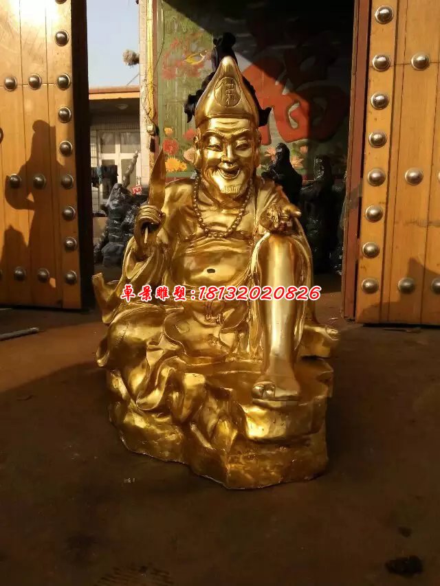銅雕濟(jì)公，貼金濟(jì)公雕塑