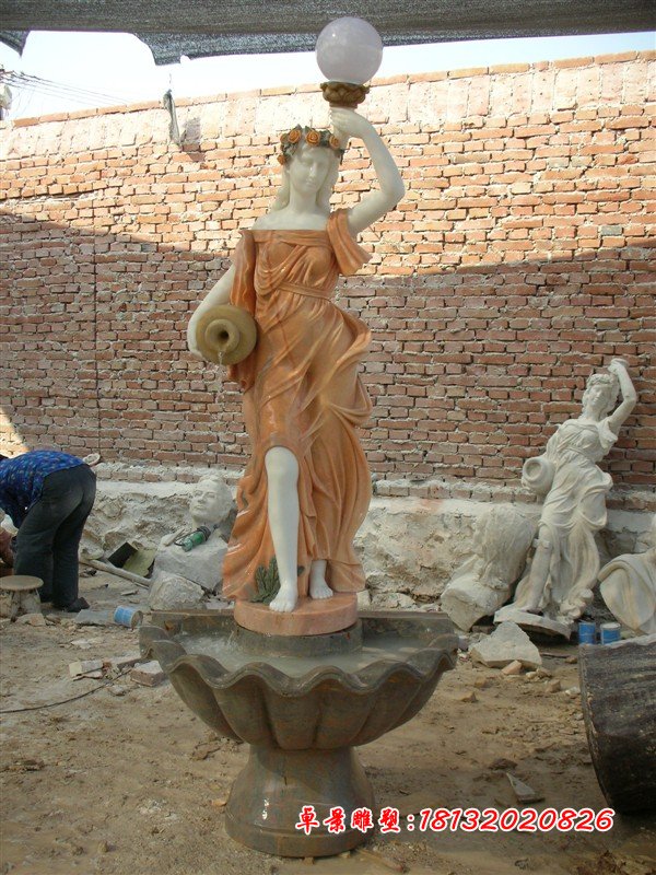 陽光女神噴泉，人物噴泉