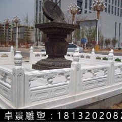 日晷銅雕，廣場(chǎng)日晷銅雕