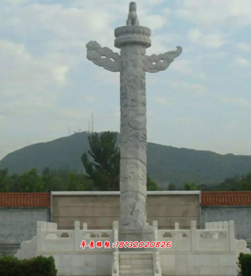 華表，石雕龍柱
