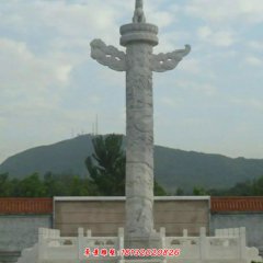 華表，石雕龍柱