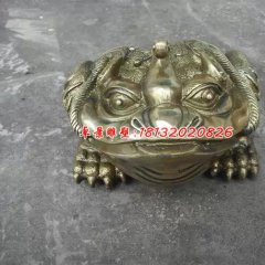 金蟾銅雕，小型招財金蟾銅雕