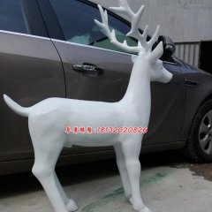 玻璃鋼馴鹿雕塑，玻璃鋼商場雕塑