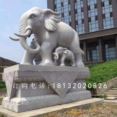 大理石母子象雕塑，小區(qū)門口大象石雕