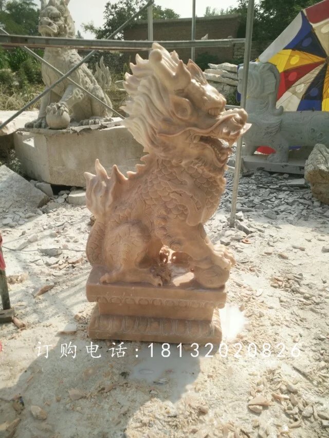 踩球麒麟雕塑，晚霞紅麒麟石雕 (2)