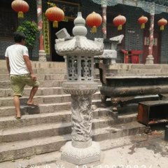 石雕燈，青石宮燈雕塑