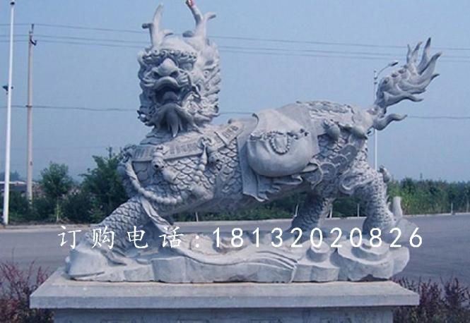 奔跑的麒麟石雕，青石麒麟雕塑