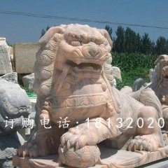 獅子滾繡球石雕，晚霞紅獅子雕塑
