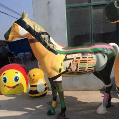 玻璃鋼彩繪馬雕塑，玻璃鋼動(dòng)物雕塑
