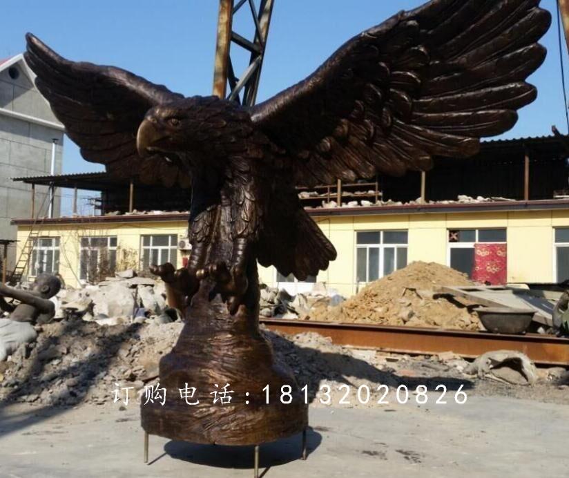 雄鷹展翅銅雕，廣場銅雕鷹