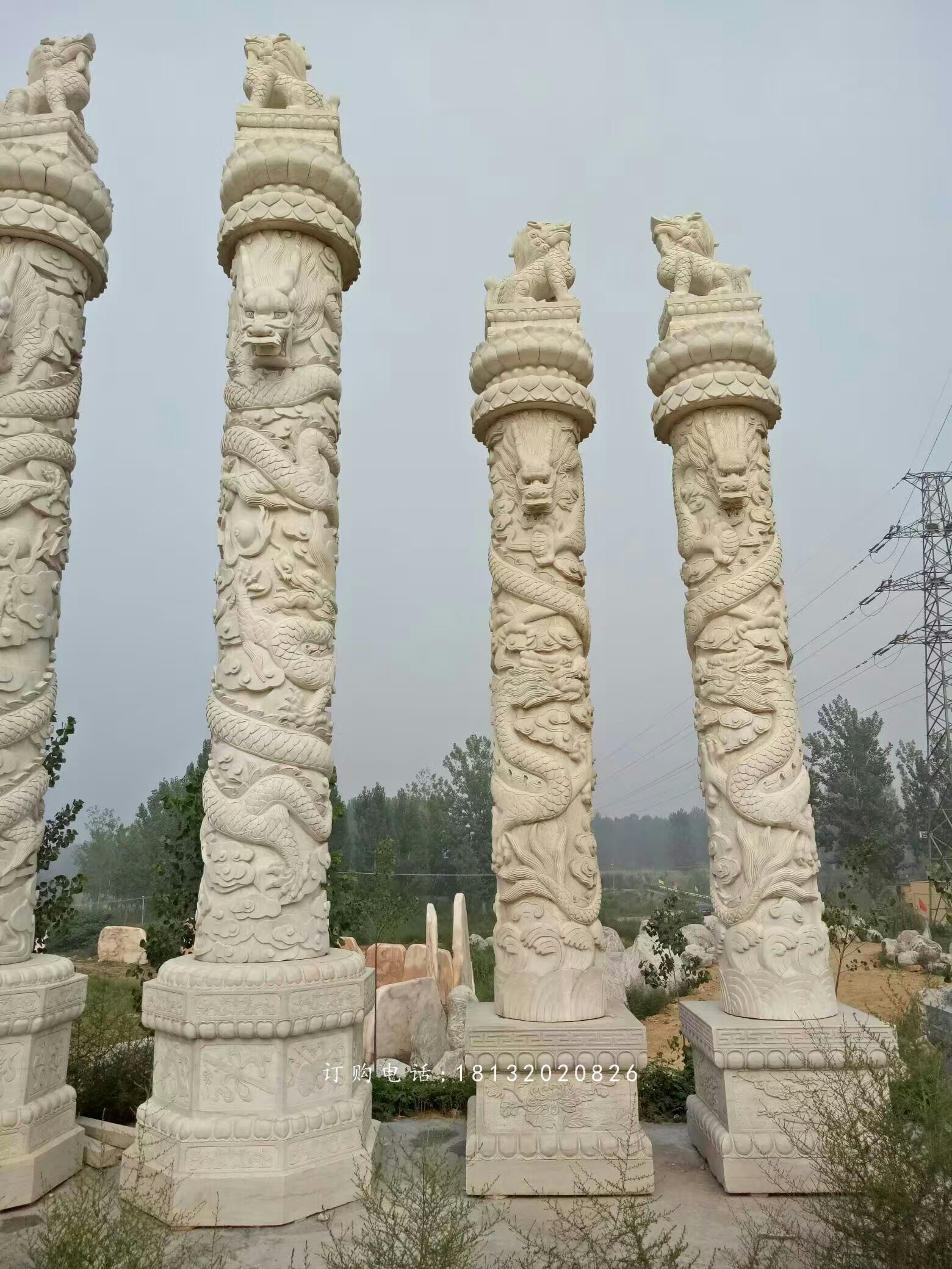 廣場(chǎng)盤龍柱石雕，石龍柱雕塑
