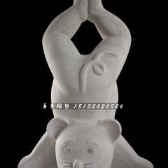 倒立的老鼠石雕，卡通動(dòng)物石雕