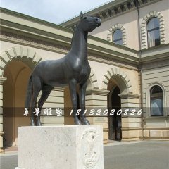 一匹馬銅雕，廣場動物銅雕
