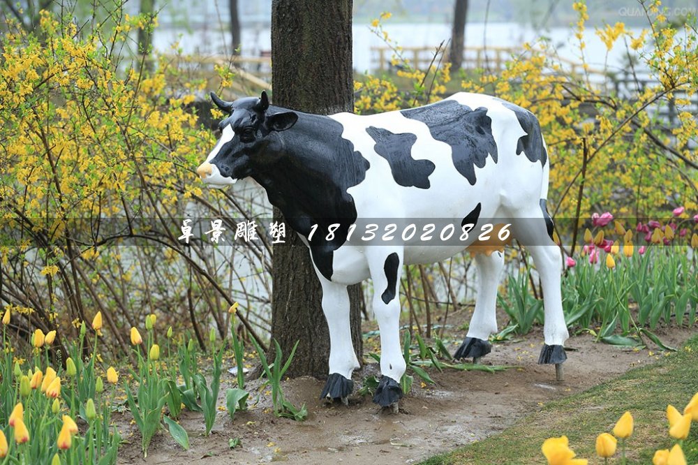 奶牛雕塑,公園玻璃鋼仿真奶牛雕塑