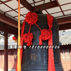 鐘雕塑，廣場銅鐘雕塑
