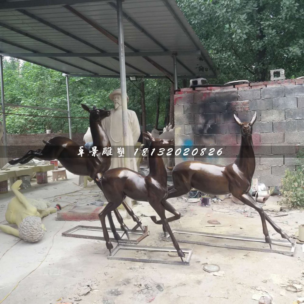 奔跑的鹿銅雕，公園動物銅雕