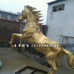 立馬銅雕，廣場銅馬雕塑
