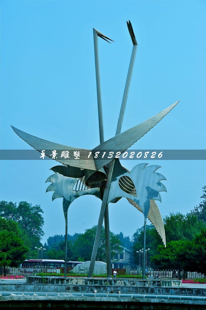 抽象仙鶴雕塑，不銹鋼抽象動(dòng)物