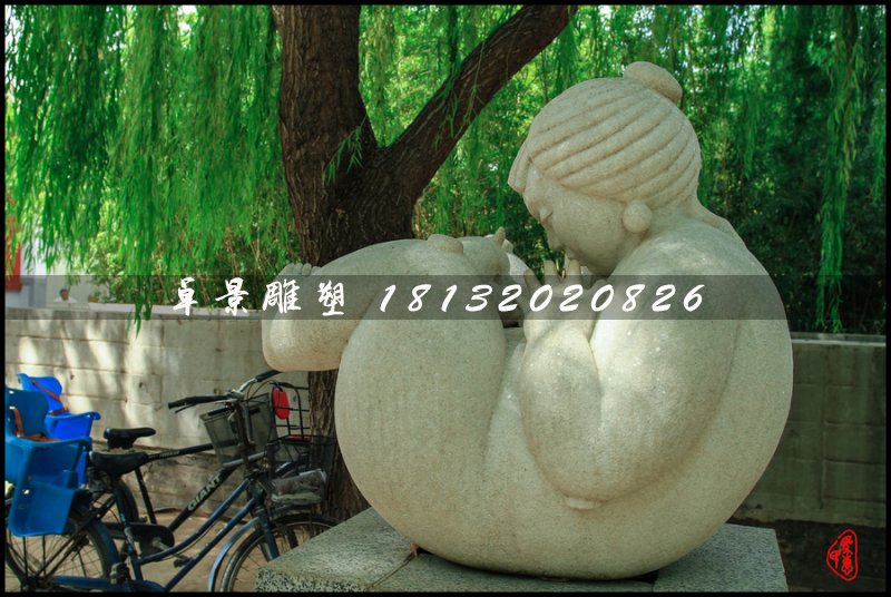 抽象母女石雕，公園景觀石雕
