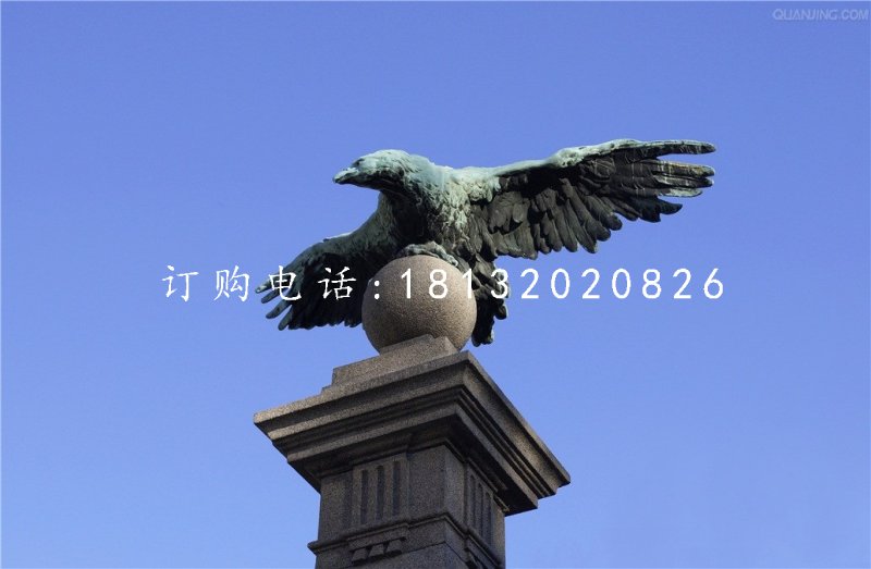 老鷹踩球銅雕，青銅老鷹雕塑