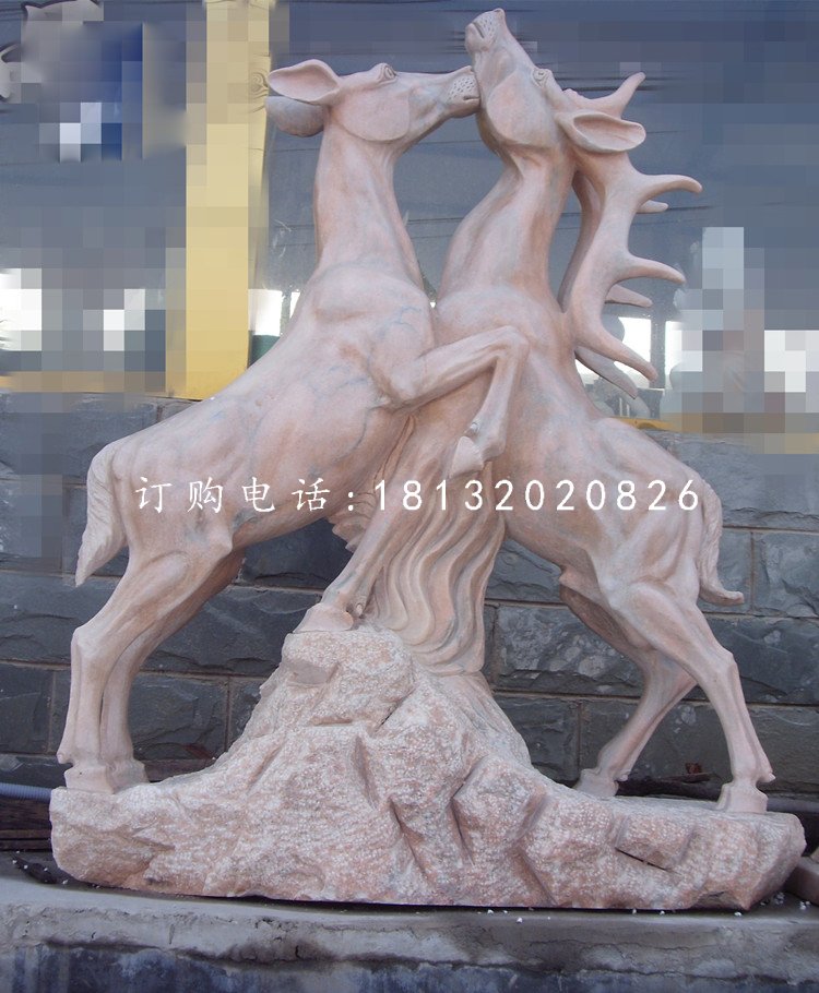 兩只鹿石雕，晚霞紅動物雕塑