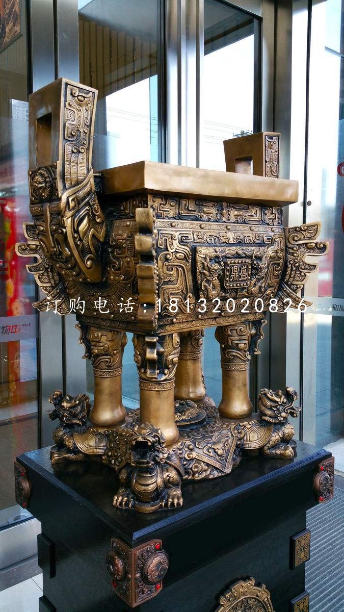 鼎盛鼎，鑄銅鼎雕塑