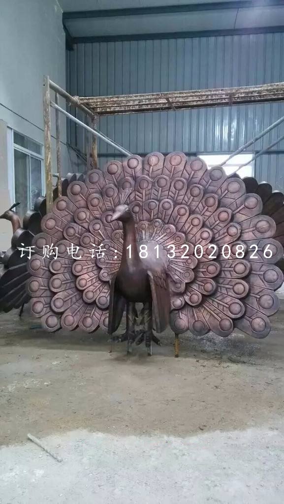 孔雀開屏銅雕，公園動物銅雕