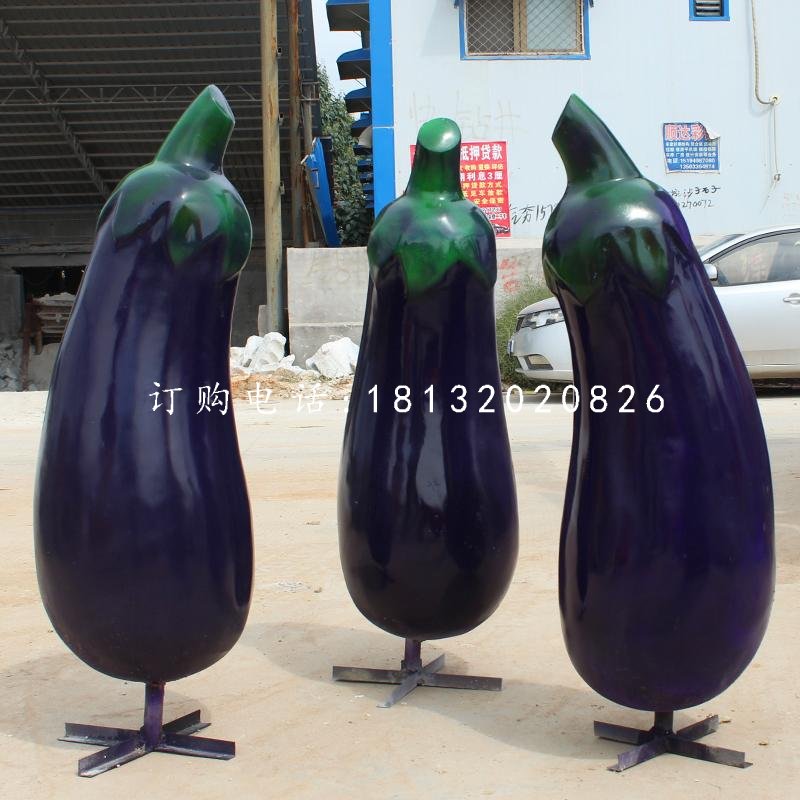 長(zhǎng)條茄子雕塑，玻璃鋼蔬菜