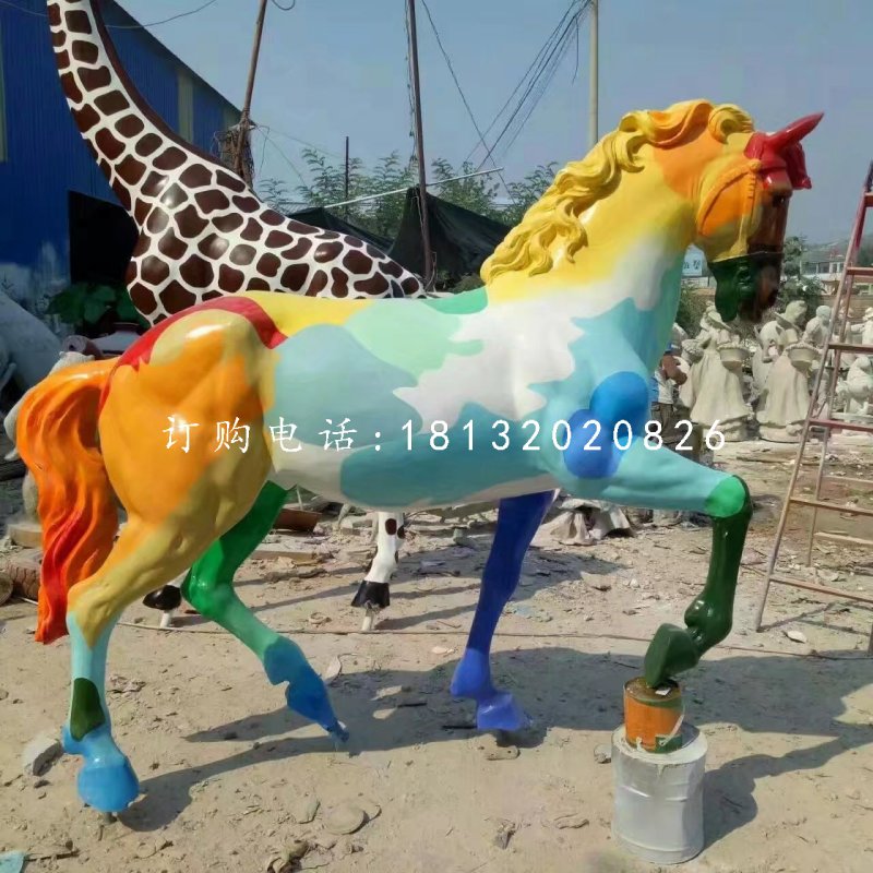 彩繪獨角獸雕塑，玻璃鋼馬