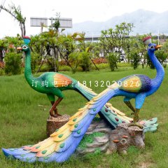 彩繪孔雀雕塑，玻璃鋼動(dòng)物雕塑