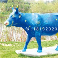 彩繪牛，玻璃鋼公園動(dòng)物雕塑