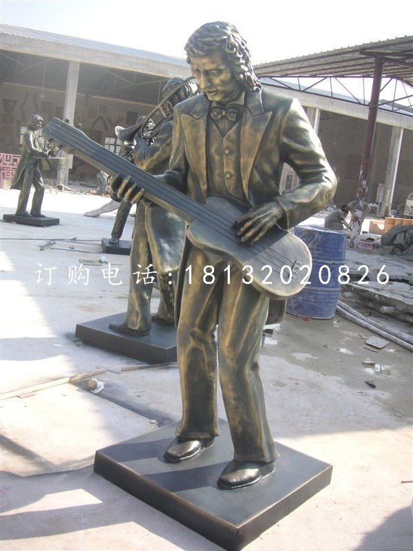 彈吉他雕塑，玻璃鋼仿銅音樂家