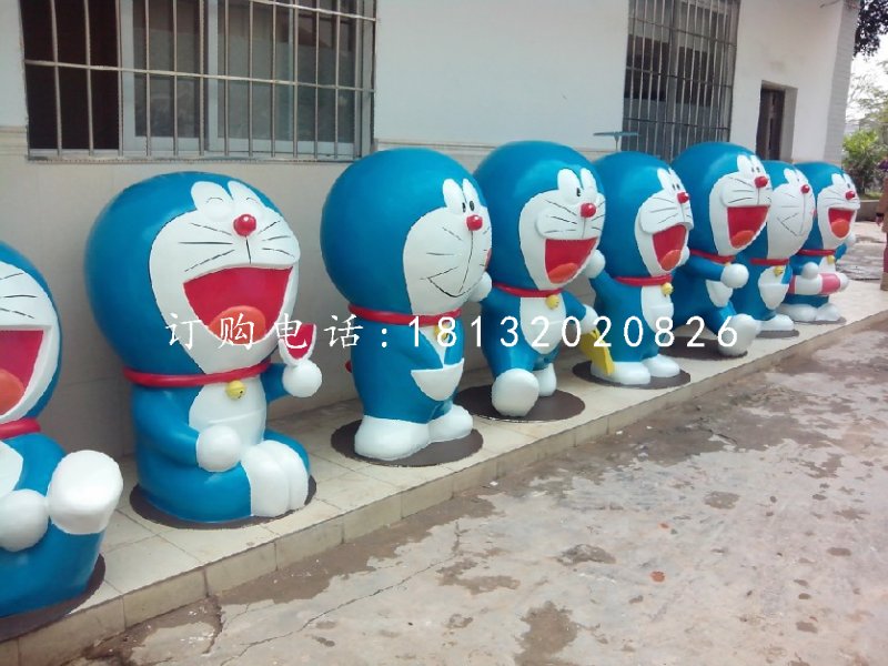 機(jī)器貓雕塑,玻璃鋼卡通擺件