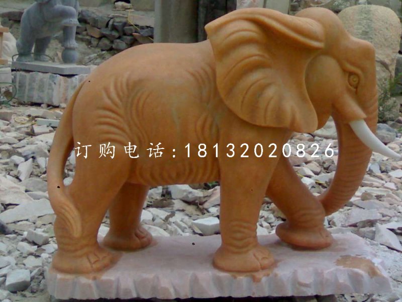 晚霞紅大象，石雕動物