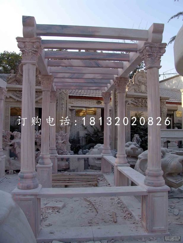 晚霞紅長(zhǎng)廊，景觀石雕