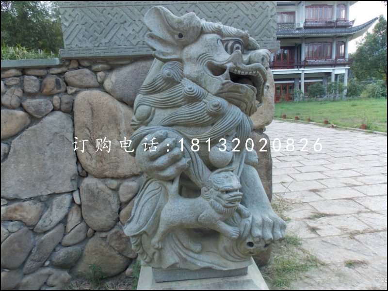 南獅石雕，青石小獅子
