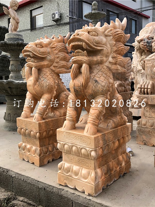 晚霞紅門(mén)口麒麟，古代神獸石雕