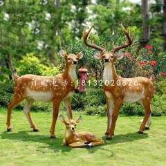仿真梅花鹿雕塑，玻璃鋼動(dòng)物雕塑