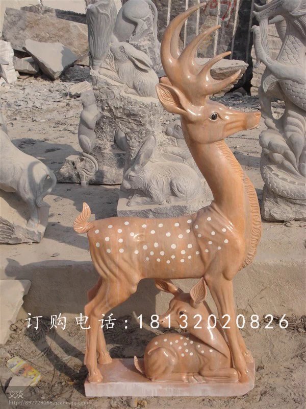 石雕梅花鹿雕塑，公園母子鹿雕塑.jpg
