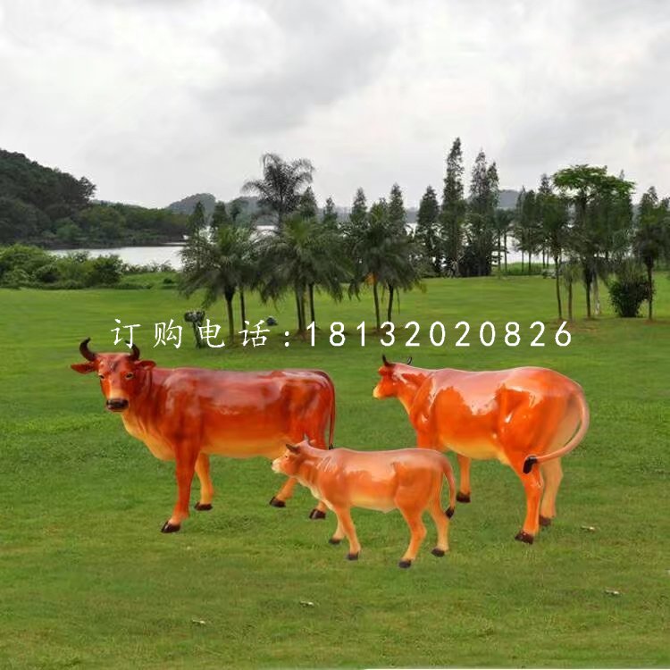 公園黃牛雕塑，玻璃鋼動(dòng)物 (1).jpg