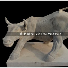 華爾街牛石雕，青石牛雕塑