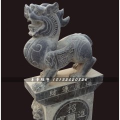 青石招財(cái)貔貅，神獸石雕