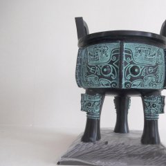 青銅鼎，三足銅鼎雕塑