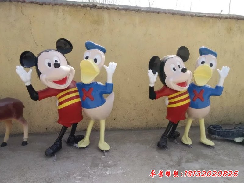 玻璃鋼米老鼠與唐老鴨雕塑，玻璃鋼卡通雕塑