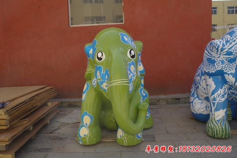 玻璃鋼彩色大象雕塑，公園玻璃鋼大象雕塑