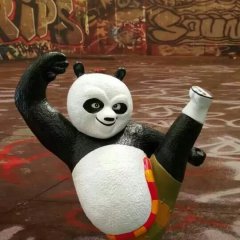 玻璃鋼功夫熊貓雕塑，玻璃鋼卡通雕塑